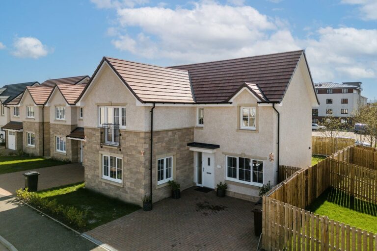 Property Image 0 Property Image 0